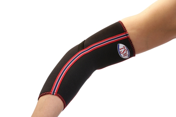 TSM Ellenbogenbandage Pro schwarz angelegt