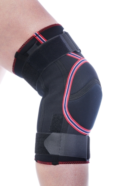 Seitliche Stabilisierung und gleichzeitige Polsterung Ihres Knie mit der TSM Kniebandage Pro mit Polster und Schienen